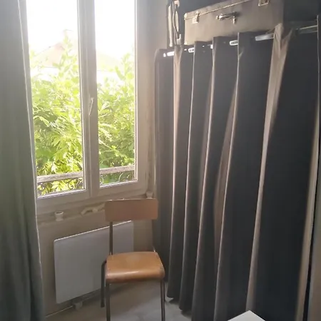 Typical Parisian Flat * Melun
